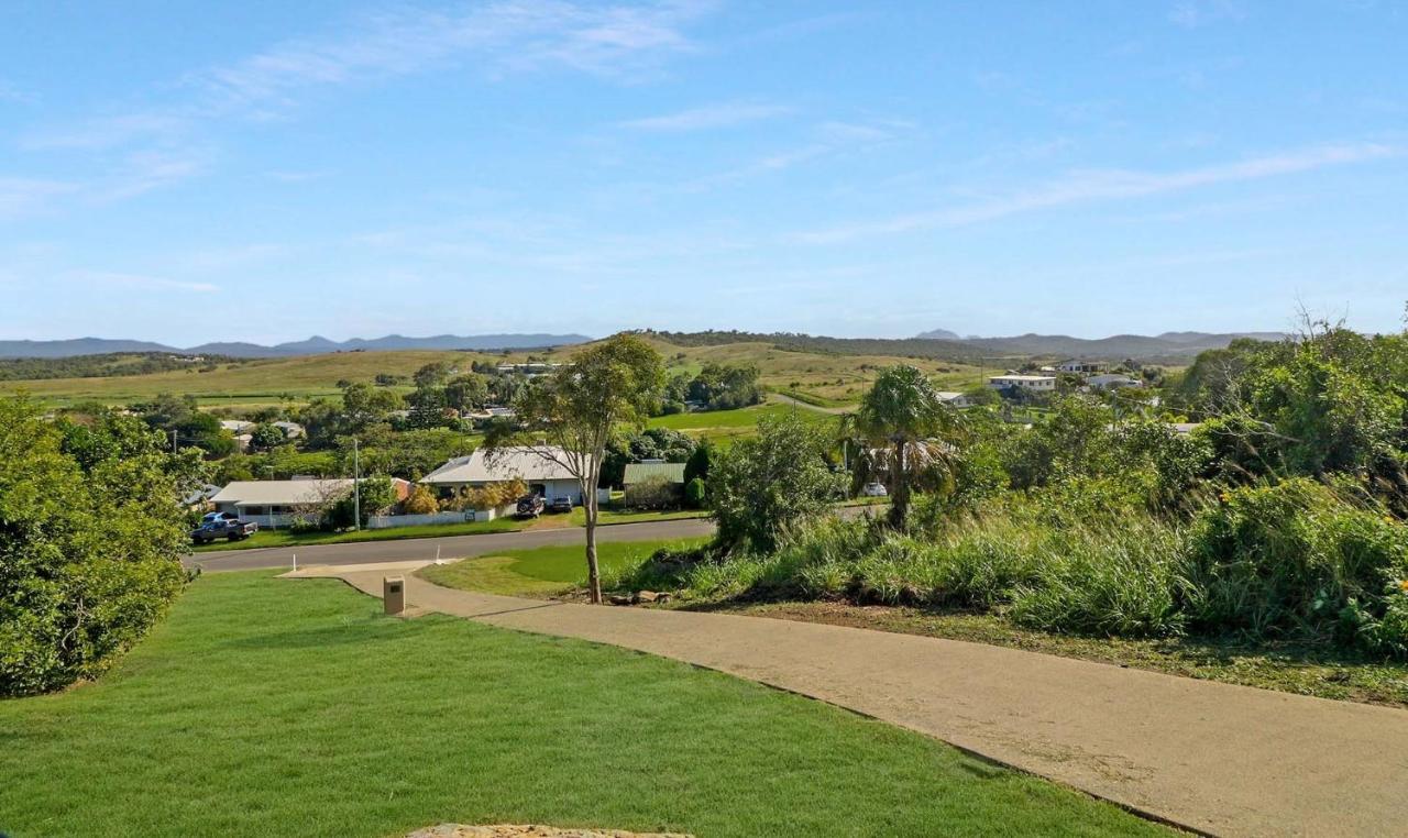 Вилла Escape With A View Emu Park Экстерьер фото